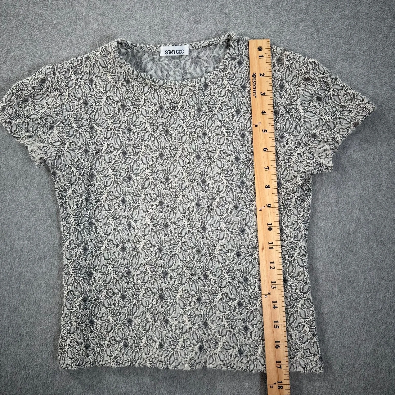 Star CCC Embroidered Vintage Fitted Tee Top Short Cap Sleeve Size Small Y2k Gray - Image 5