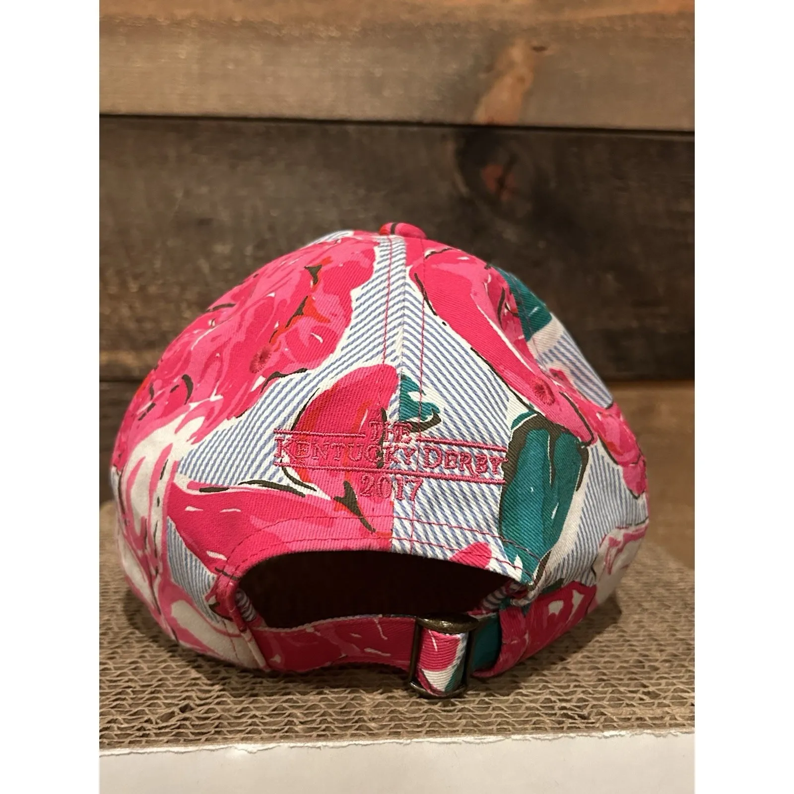 Vineyard‎ Vines Kentucky Derby Rose Hat EUC - Image 4