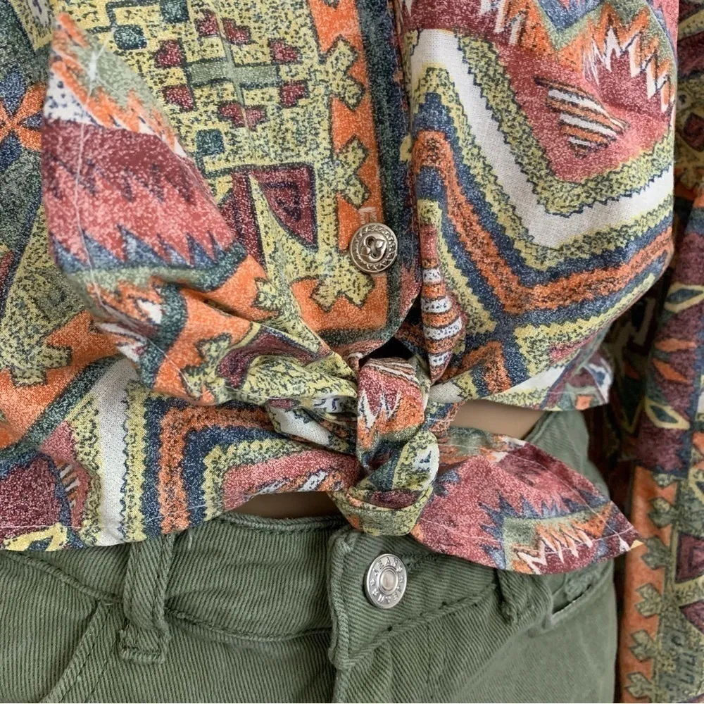 VINTAGE Dead Stock 1990s Cold Shoulder Cropped Button Down Top Size Large Orange - Image 3