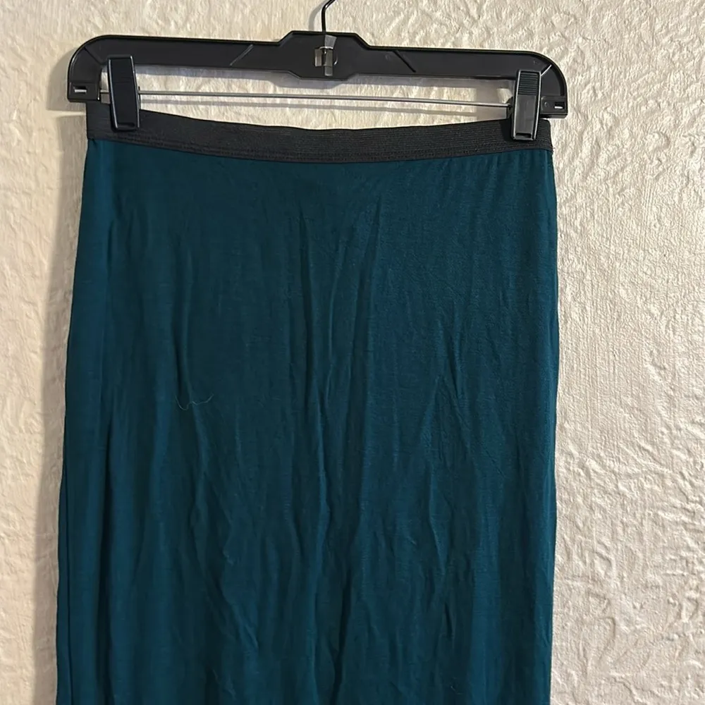 Wet Seal Forest Green Black Waistband Midi Skirt NWT Medium - Image 2