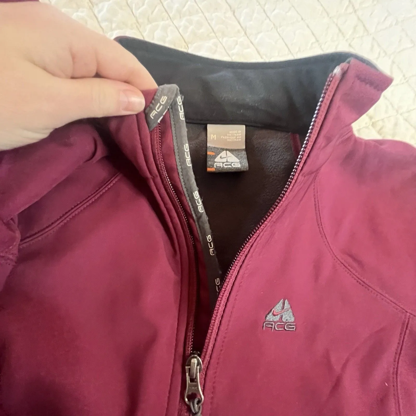 Nike ACG Jacket Womens Size Medium Fuschia Wool Blend Full Zip Pockets EUC - Image 9