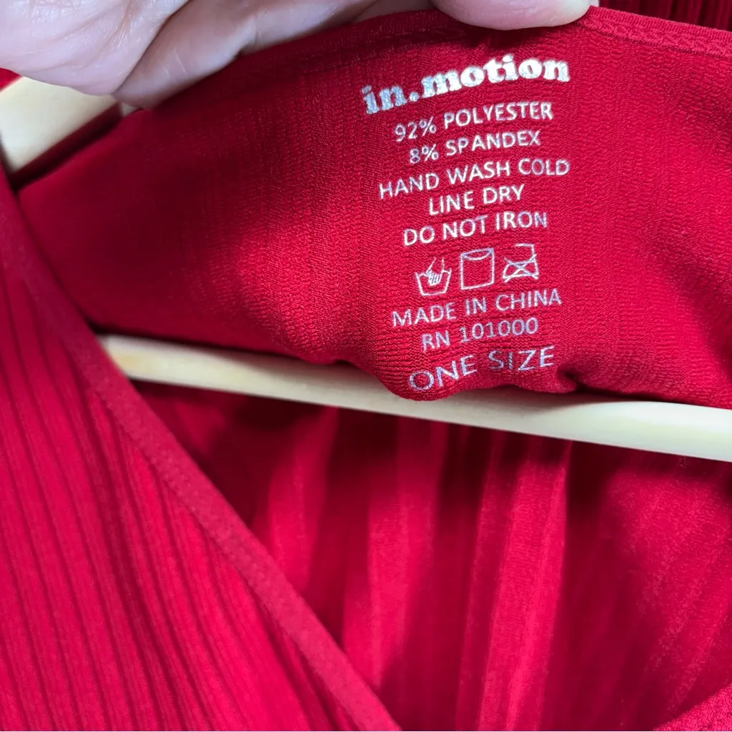 Elegant Red V - Image 2