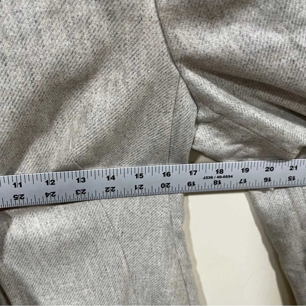 AKRIS Bergdorf Goodman blazer 100% cashmere size US 8 women’s EUC - Image 6