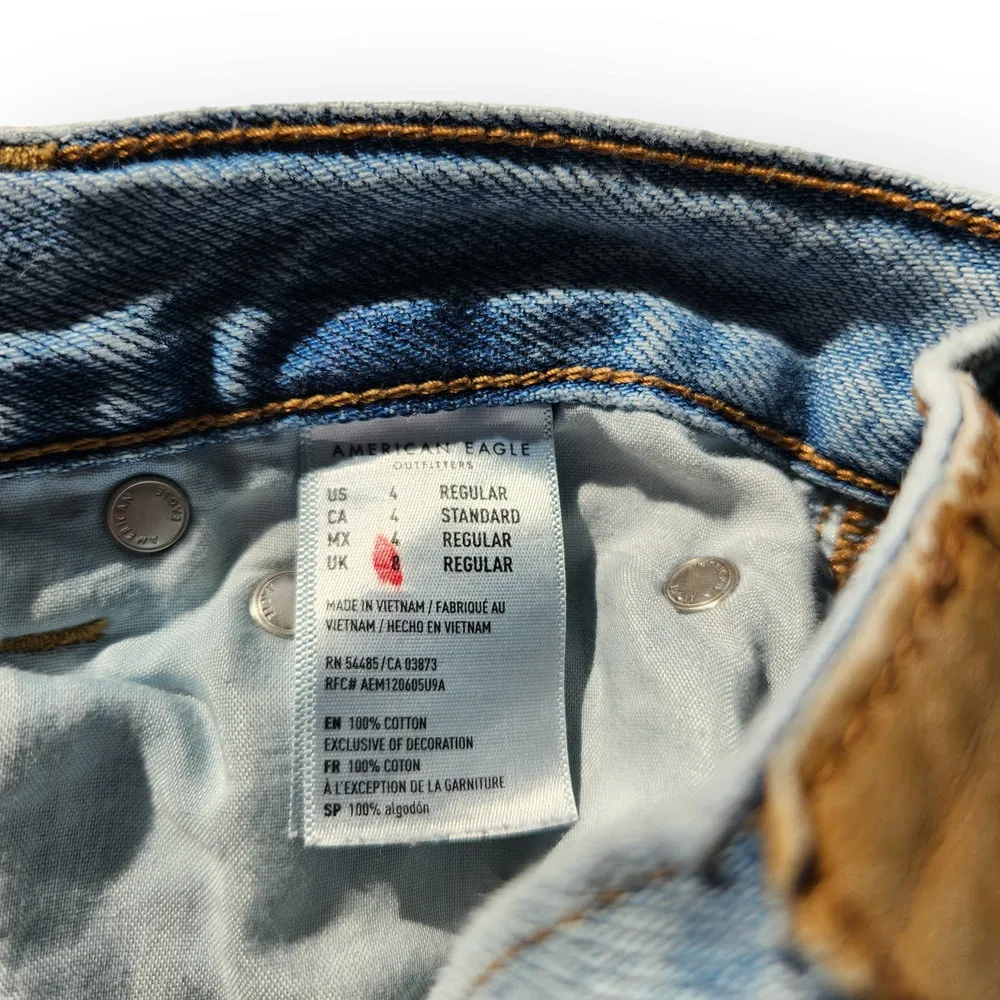 American Eagle Ripped Mom Jean High Rise Destroyed Straight Leg Jeans 4 - Image 9