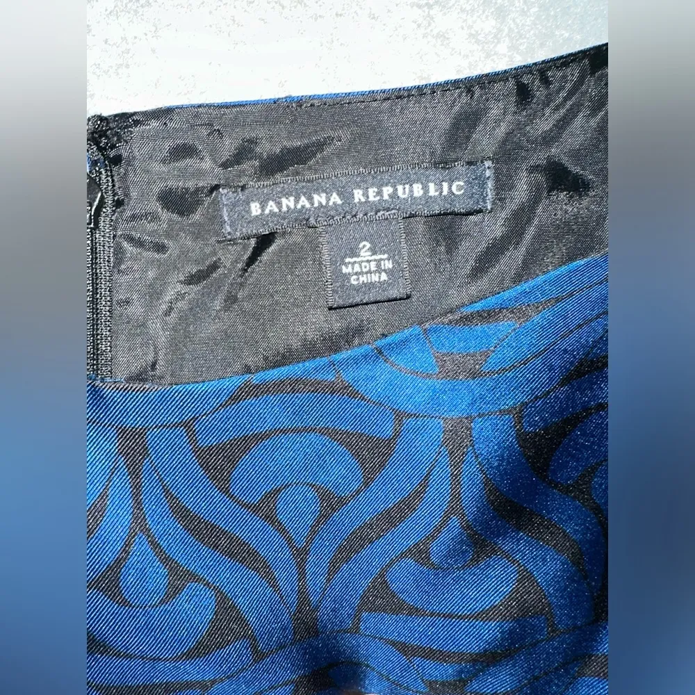 Banana Republic 100% Silk Blue Black Pleated Cap Sleeve Lined Dress size 2 - Image 7