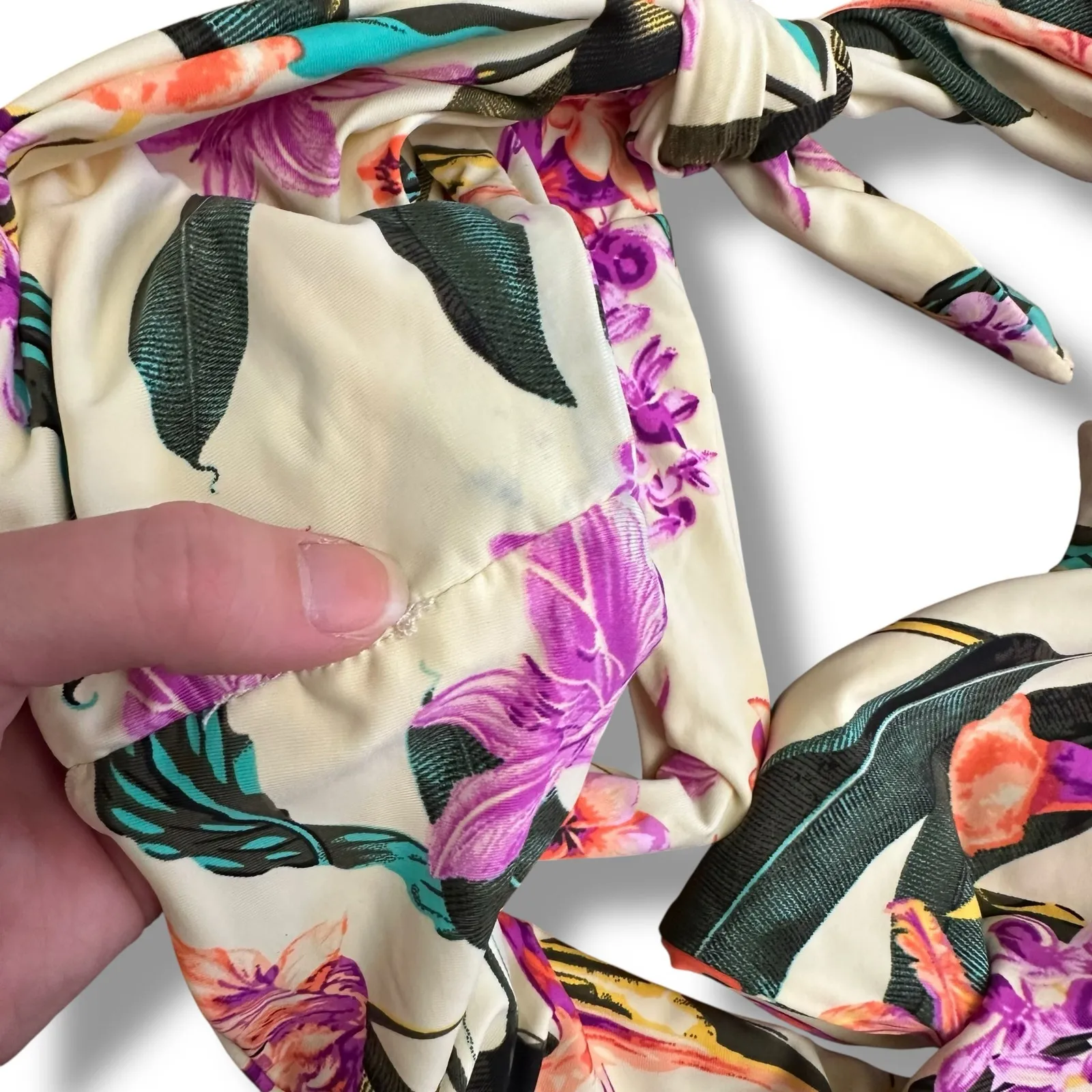 Dippin’ Daisy’s Swimwear Floral Bikini Set High Waisted Knotted Top‎ Size M - Image 6