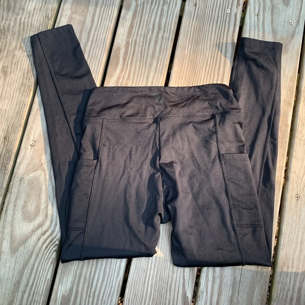 Women PINK Active leggings Medium Regular - Image 3