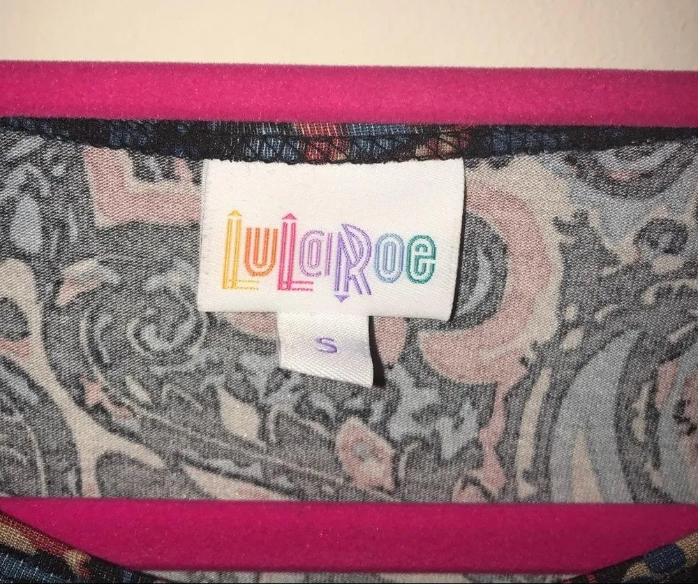 LuLaRoe Irma Top - Image 4