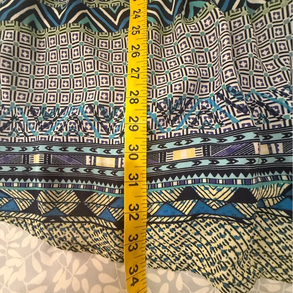 Rue 21 Blue Patterned Sleeveless Dress size M - Image 4