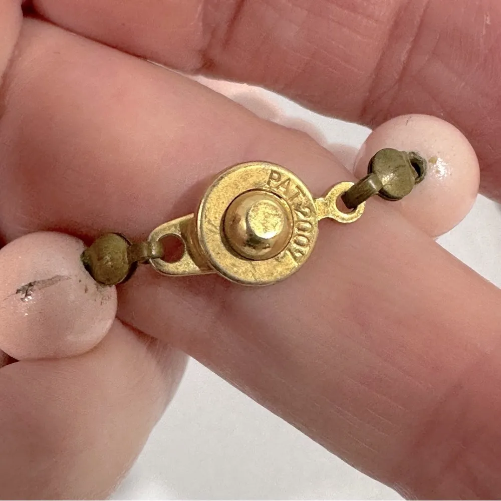 Vintage Peachy Pink & Green Mother Of Pearl Shell Beaded Necklace - Image 4