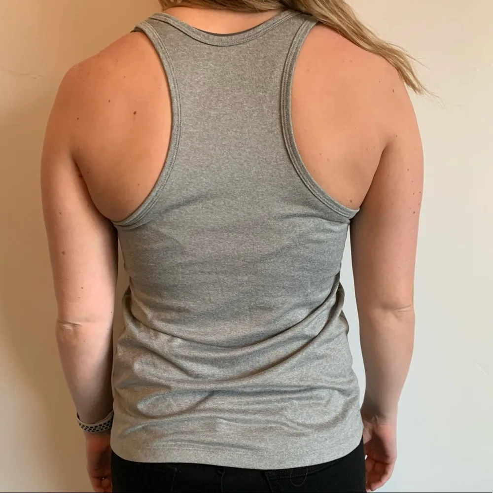 Nike Dri-Fit Light Gray Tank Top - Image 6