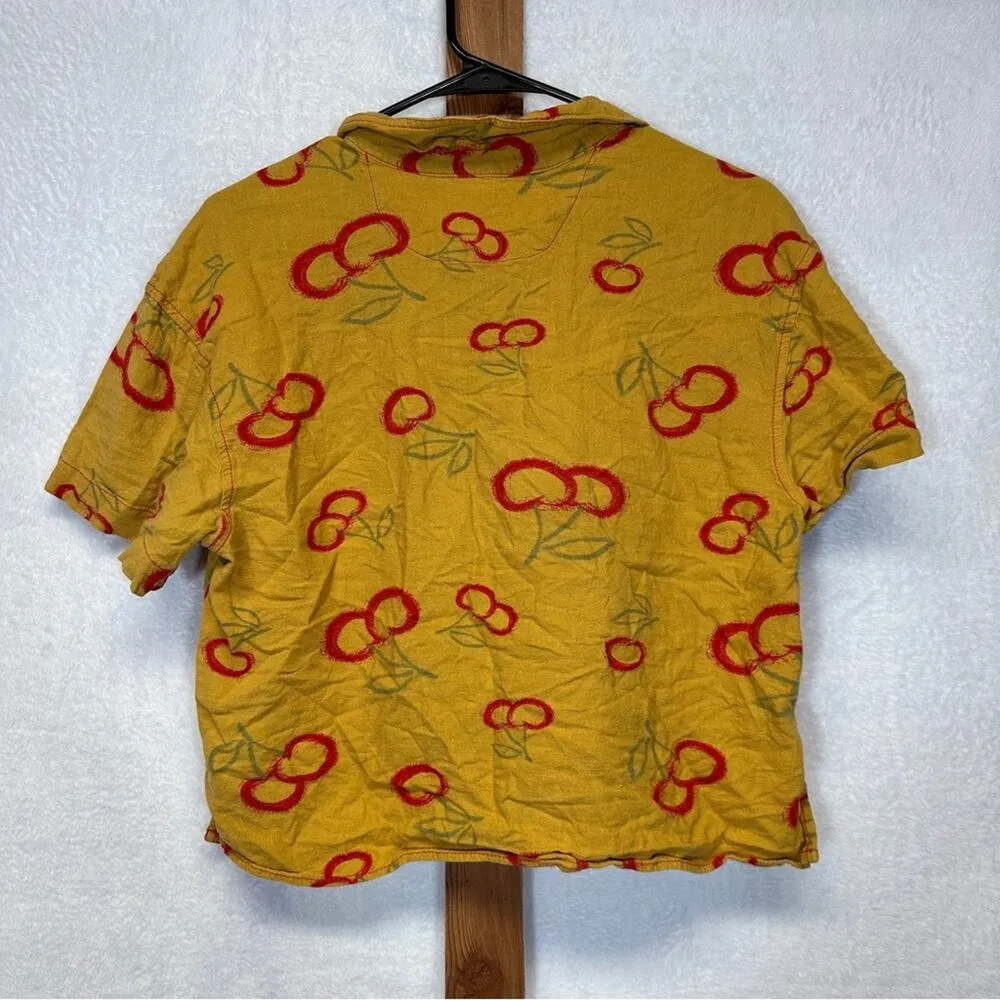 Urban Outfitters BDG Aiden Cherry Print Short Sleeve Button Down Crop Top Size S - Image 5