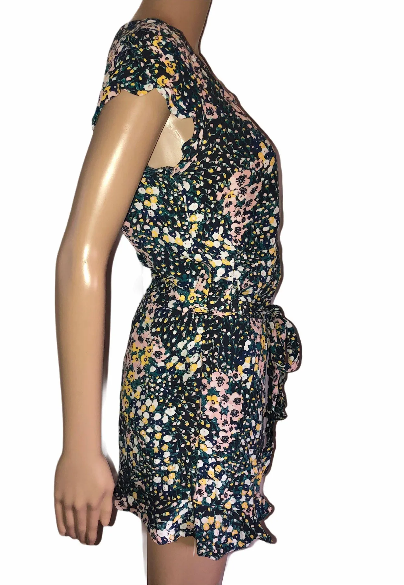 Loft Flutter Floral Shorts Romper - Image 7