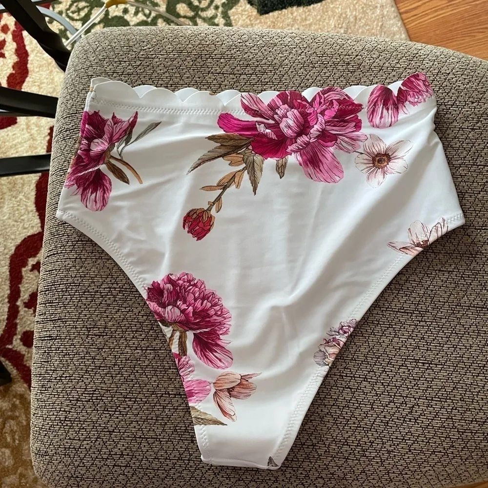 Cupshe Floral Print High Waist Bikini Bottoms Size S - Image 6