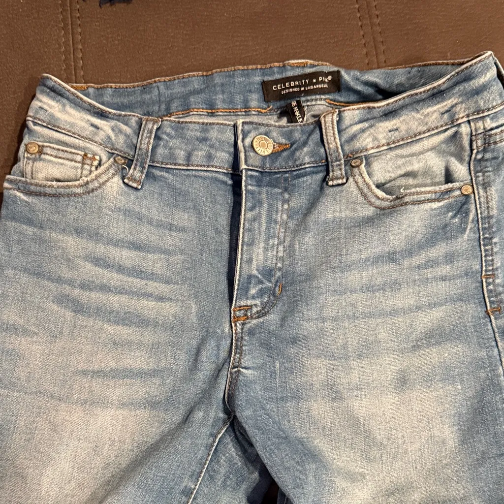Women’s Celebrity Pink Light Blue Mid Rise Ankle Skinny Jeans Size 3 (26 waist) - Image 3