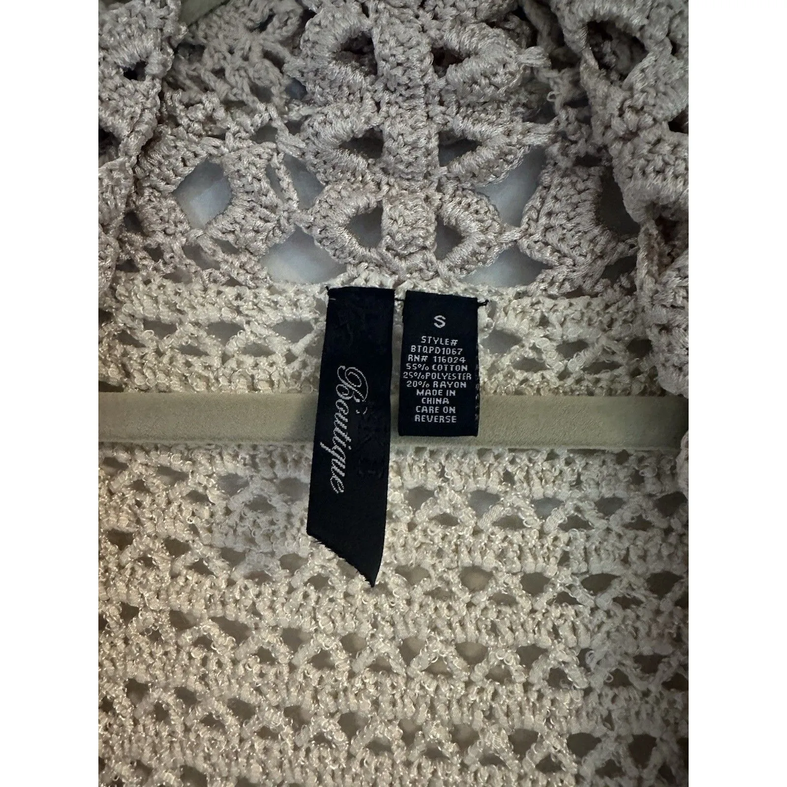 Women’s Boutique Crochet Cream High Low Shawl Duster Fringe Sz S - Image 4