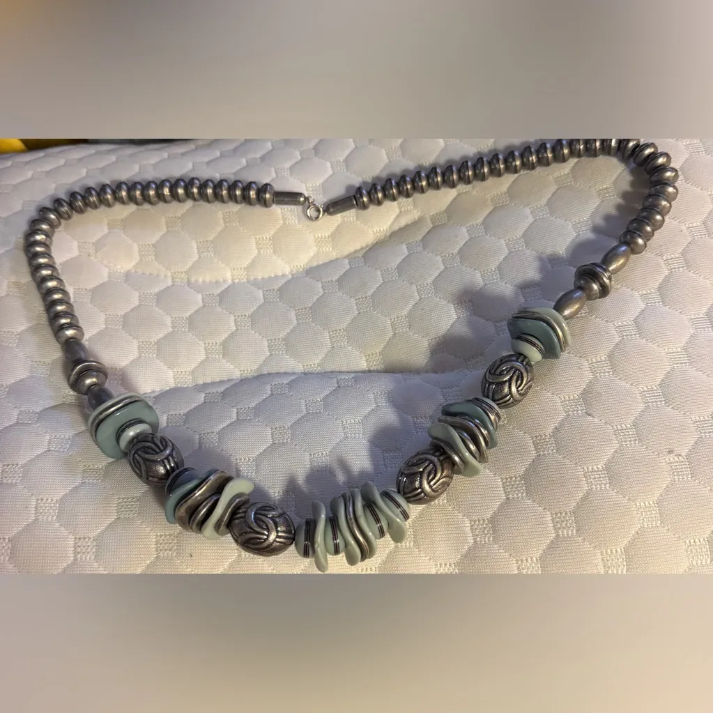 Silver and Gray Beaded Necklace - Image 4