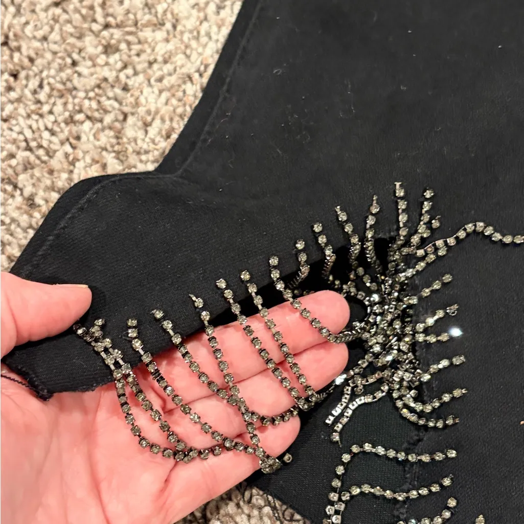 RISEN JEANS black rhinestone fringe size 7. 28. - Image 13