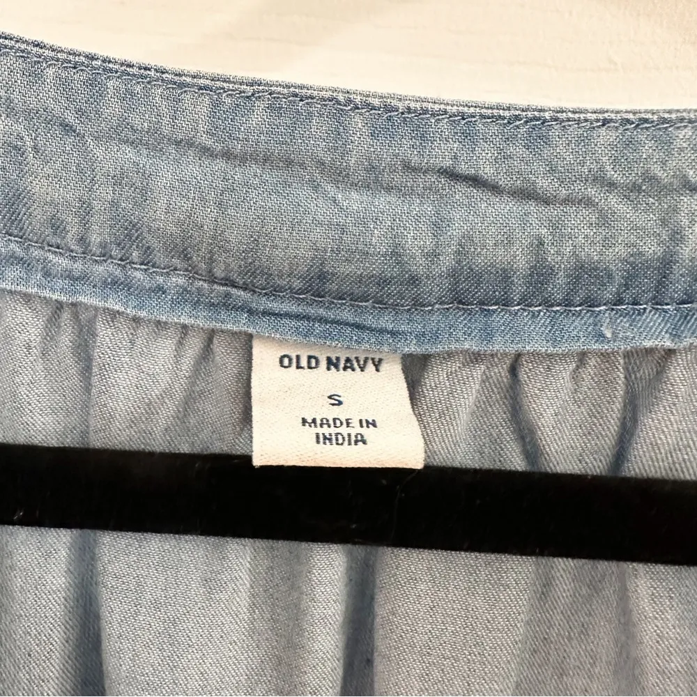 NWT Old Navy Tencel Tie-Neck Shift Dress Chambray light Wash Blue sz Small - Image 7