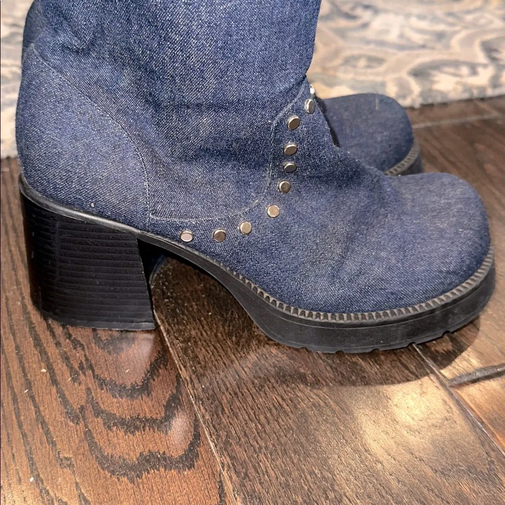 LOWER EAST SIDE VINTAGE Denim Y2K 90’s Boots with Studded Detail size 8 1/2 RARE Blue - Image 5