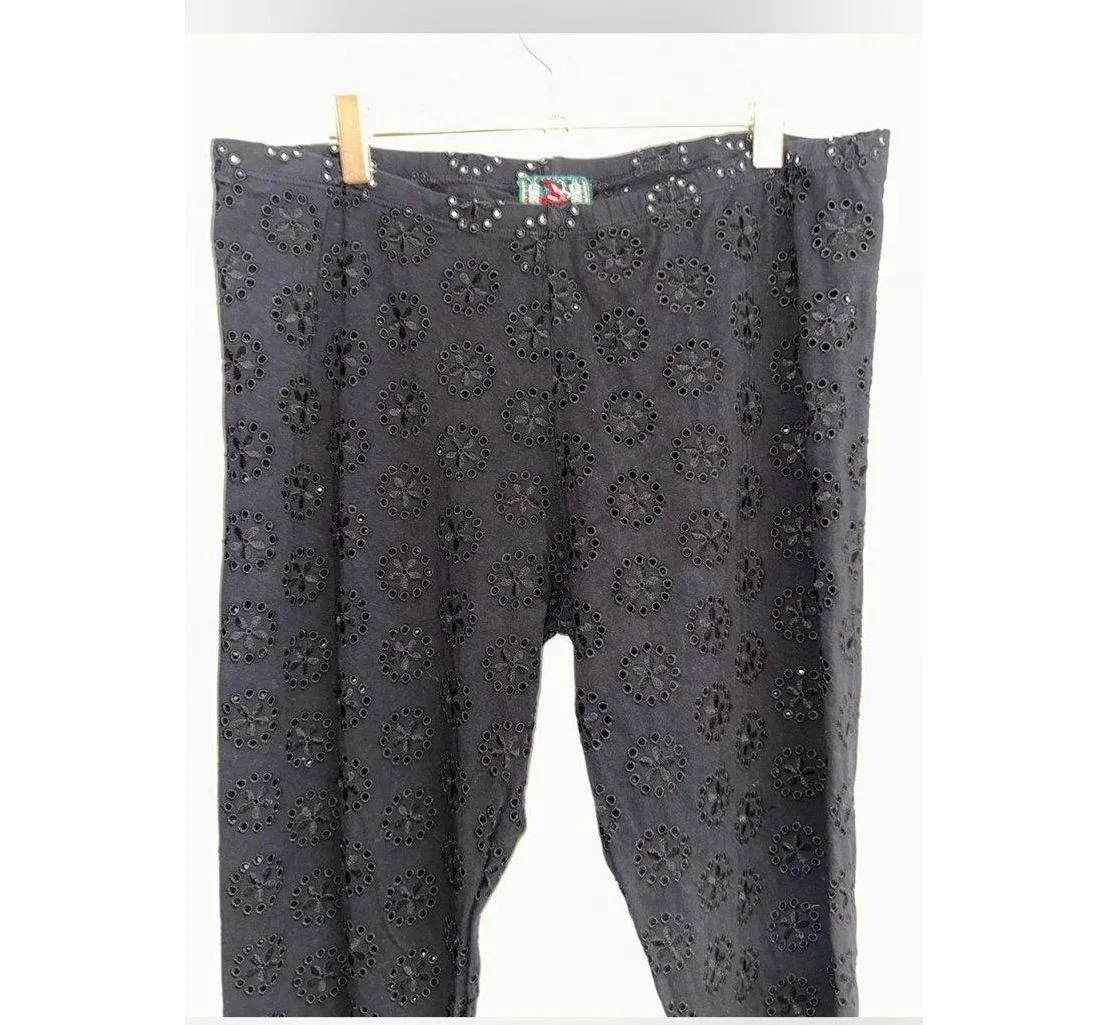 Johnny Was Cropped Lace Leggings Sz Medium - Image 3