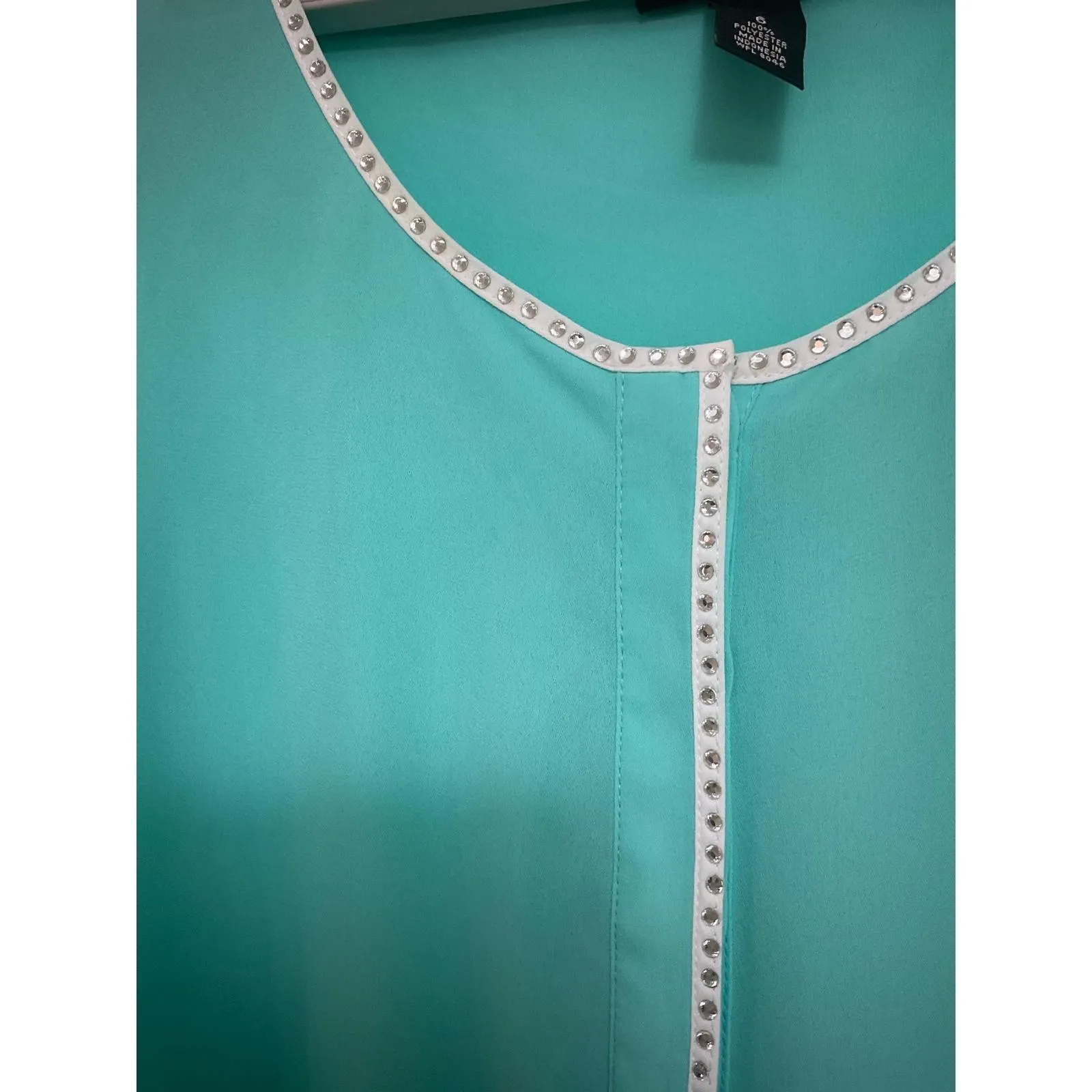 Alfani‎ Woman Top Aqua Color Sleeveless W/ Embellished Size 6 - Image 3