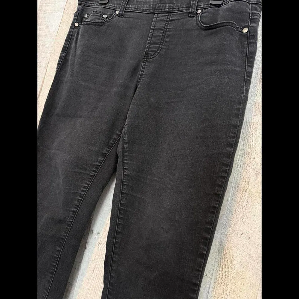 DG2 by Diane Gillman Stylish Black Wash Jeans - Perfect Fit Women's PL - Image 2