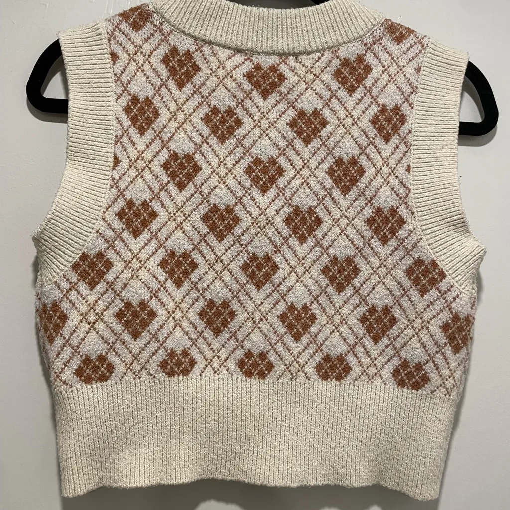 Arizona Jean Co. Preppy Brown & Cream Plaid Sleeveless V-Neck Sweater Vest - S - Image 9
