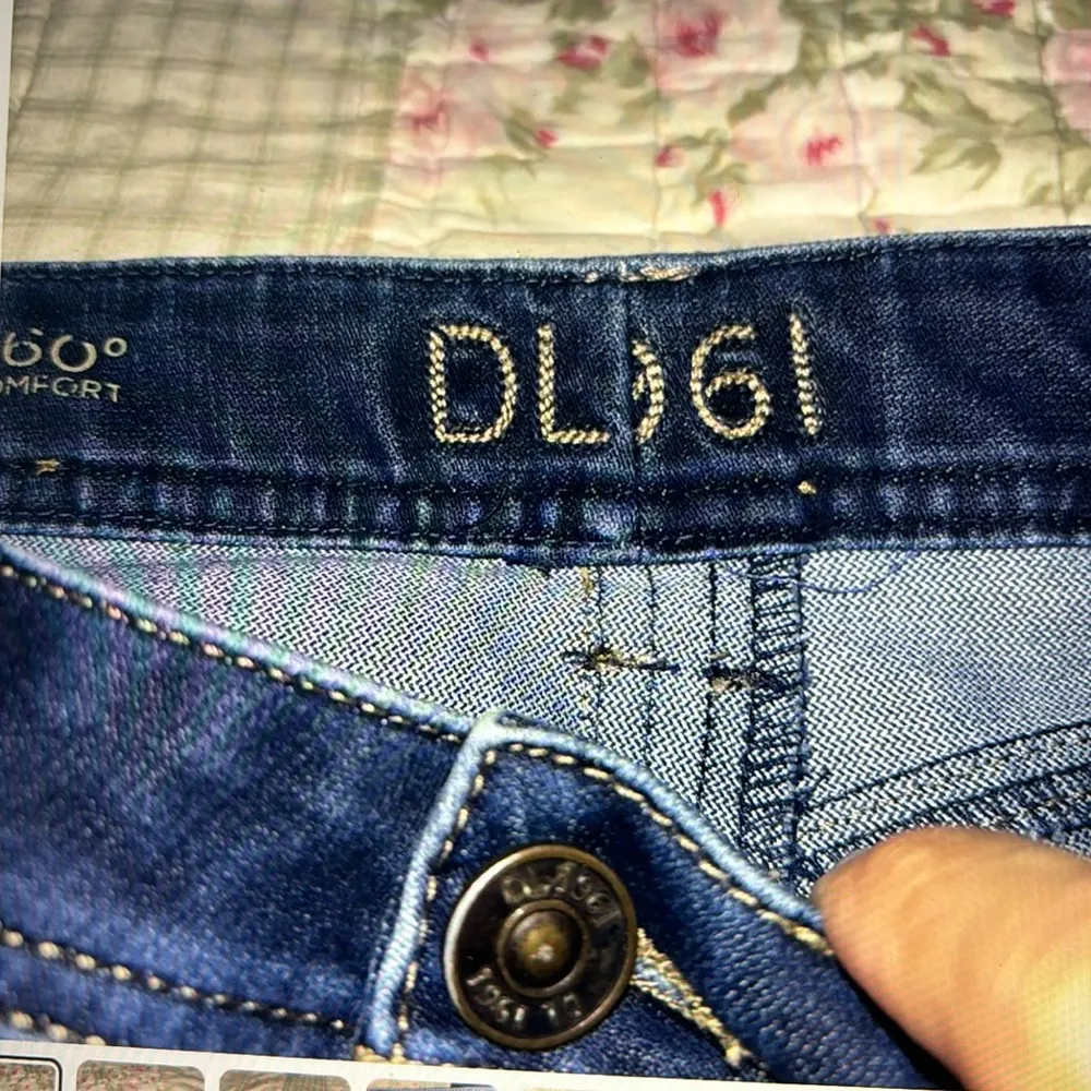 DL1961 27 jeans - Image 2