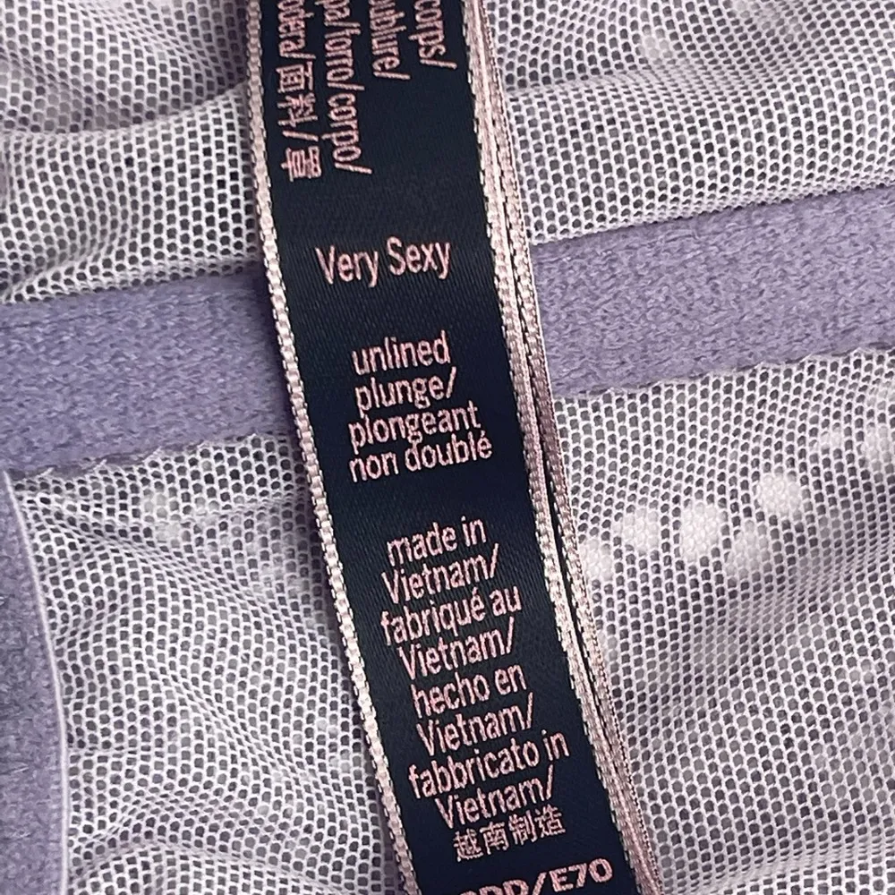 Victorias Secret Bra Unlined Plunge Light Purple Floral Lace High Neck 32DD - Image 4