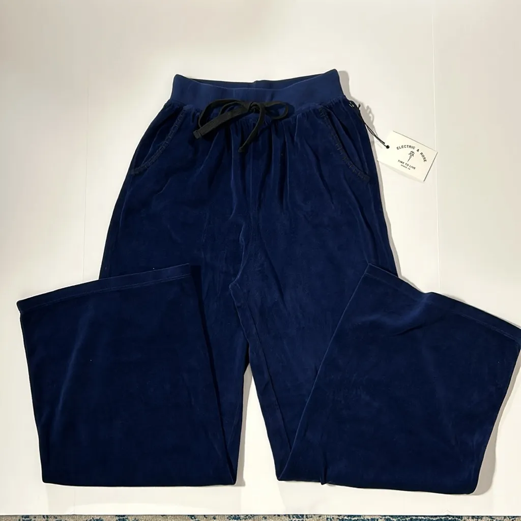 Electric & Rose Velour Sweatsuit Blue Small NWT - Image 7