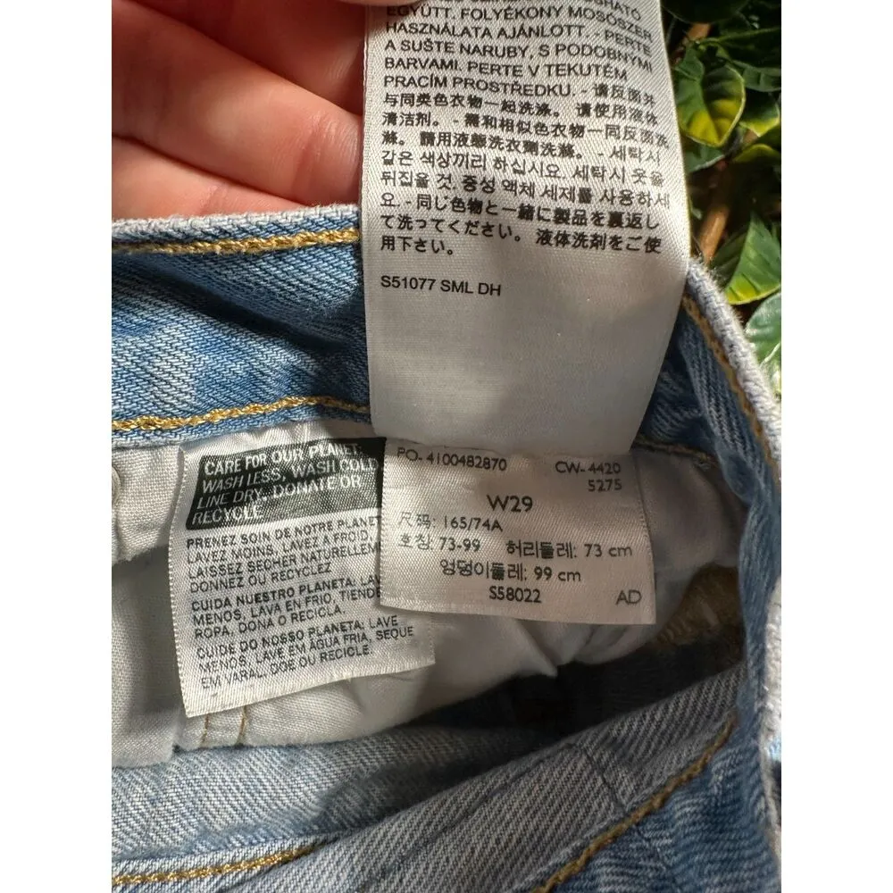 Levi's LEVI STRAUSS 501 Light Wash Denim Shorts Size W29 - Image 4
