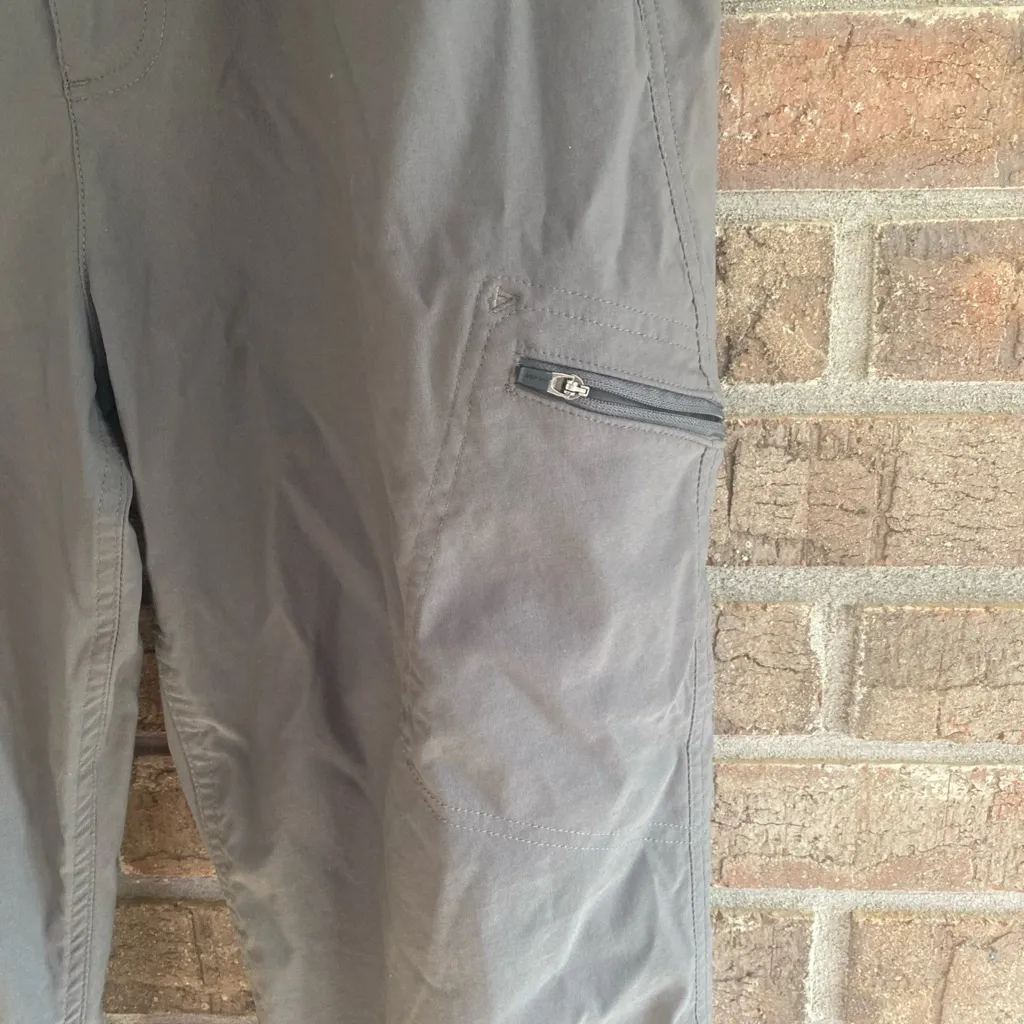 Eddie Bauer Women's Gray Utility Hiking Pants Capris - Image 5