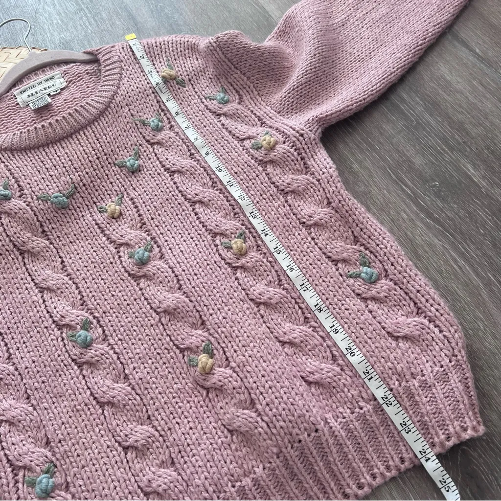 Vintage‎ cottagecore 3D embroidered floral sweater pink grannycore dainty Size M - Image 3