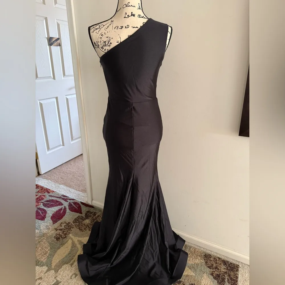Nicki B One Shoulder Sheer Cut Side Slit Black Formal Gown Size M - Image 9