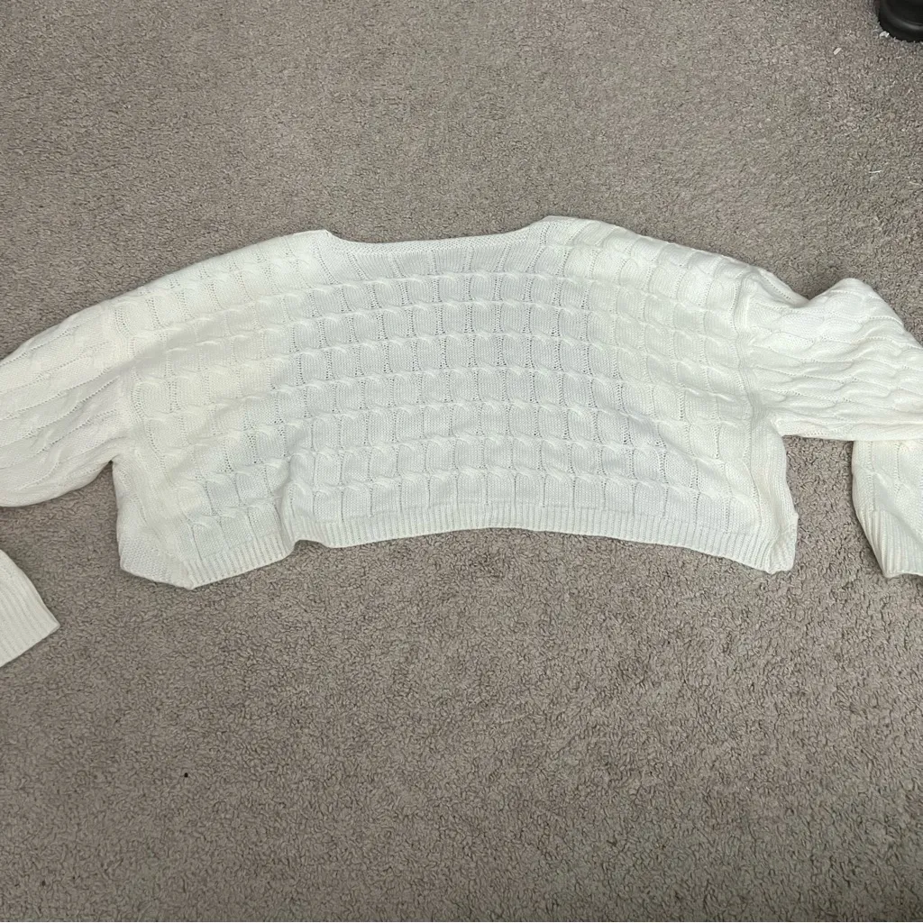 SHEIN Curve White Cropped Knit Cardigan Shrug | OXL Cozy Layering Sweater - Image 3