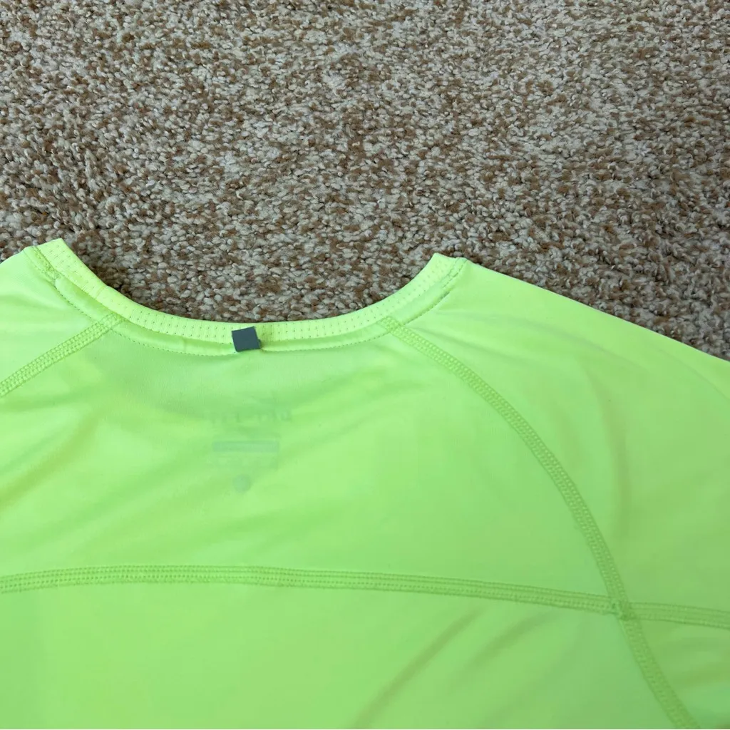 Nike Dri-Fit Running Neon Yellow Green Reflective Short Sleeve Shirt Workout XS - Image 8
