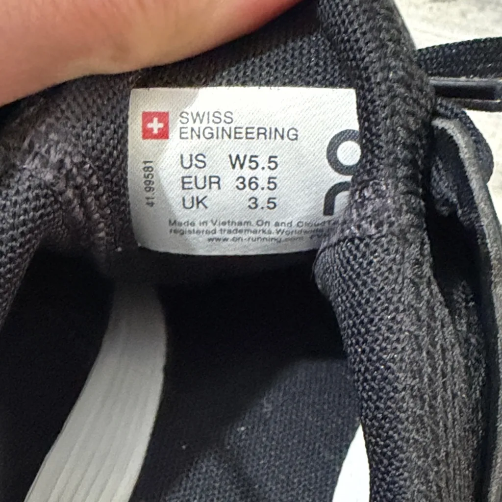 On Running Black and Gray Sneakers Size 5.5 - Image 8