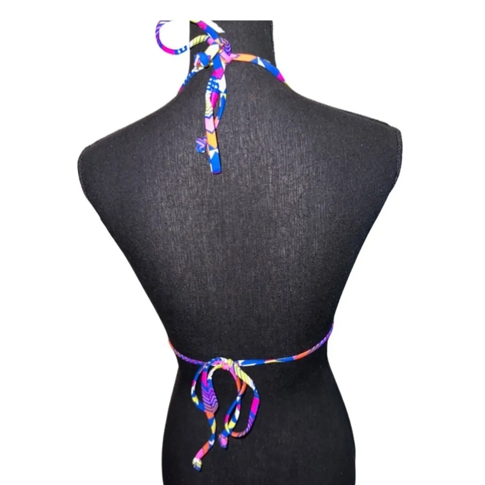 EUC OLD NAVY TOP BIKINI VIBRANT COLOR SZ LARGE DUE TO SIZE CUP - Image 2