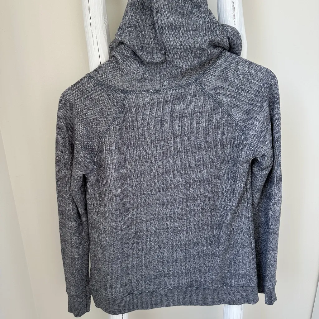 Ocean Drive Textured Hoodie with Cream Drawstrings Blue Grey Color Size Small - Image 2