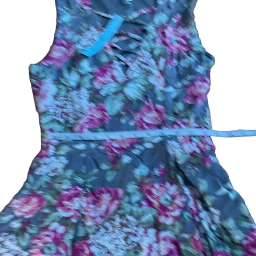 Floral CRISS-CROSS FRONT DRESS - Image 5