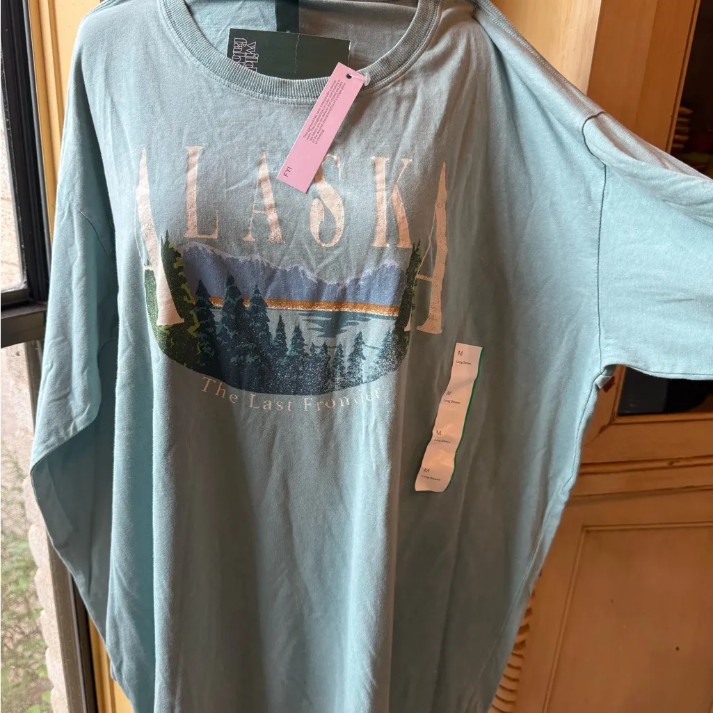 Alaska Graphic Long Sleeve Shirt - Image 4