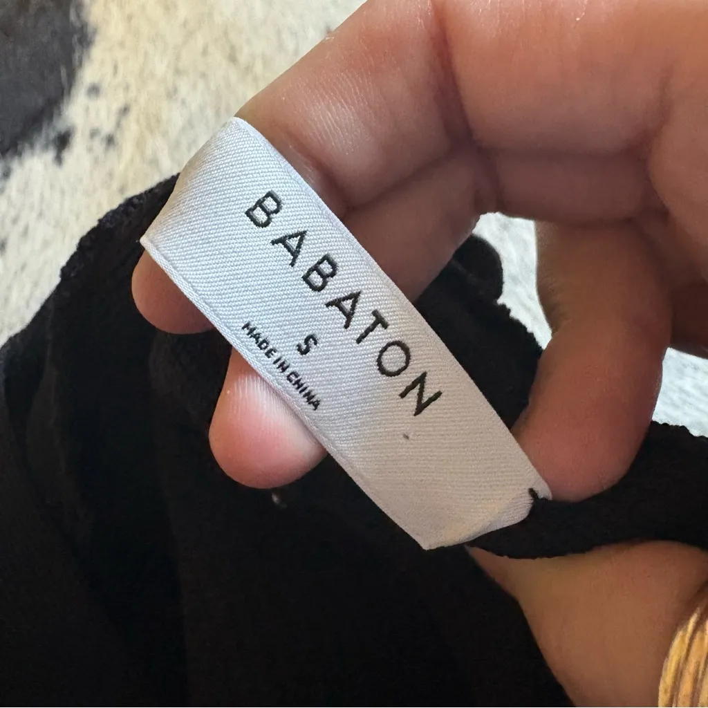 ARITZIA BABATON‎ Black Sculpt Knit Criss Cross Cropped Ribbed Tank Top Size S - Image 7