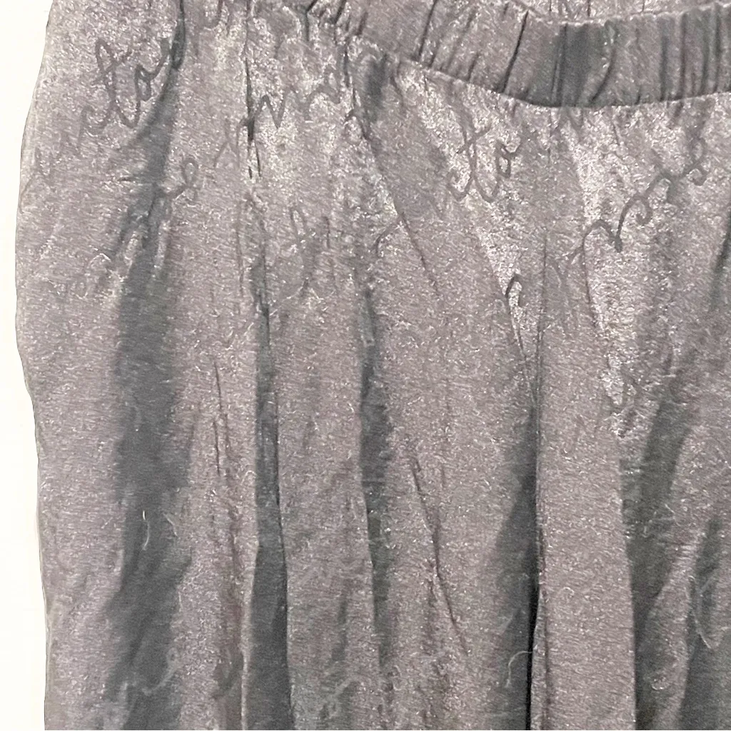 Victorias Secret Size Medium Black‎ Printed Satin Pull on Pajama Bottom Sleep - Image 2