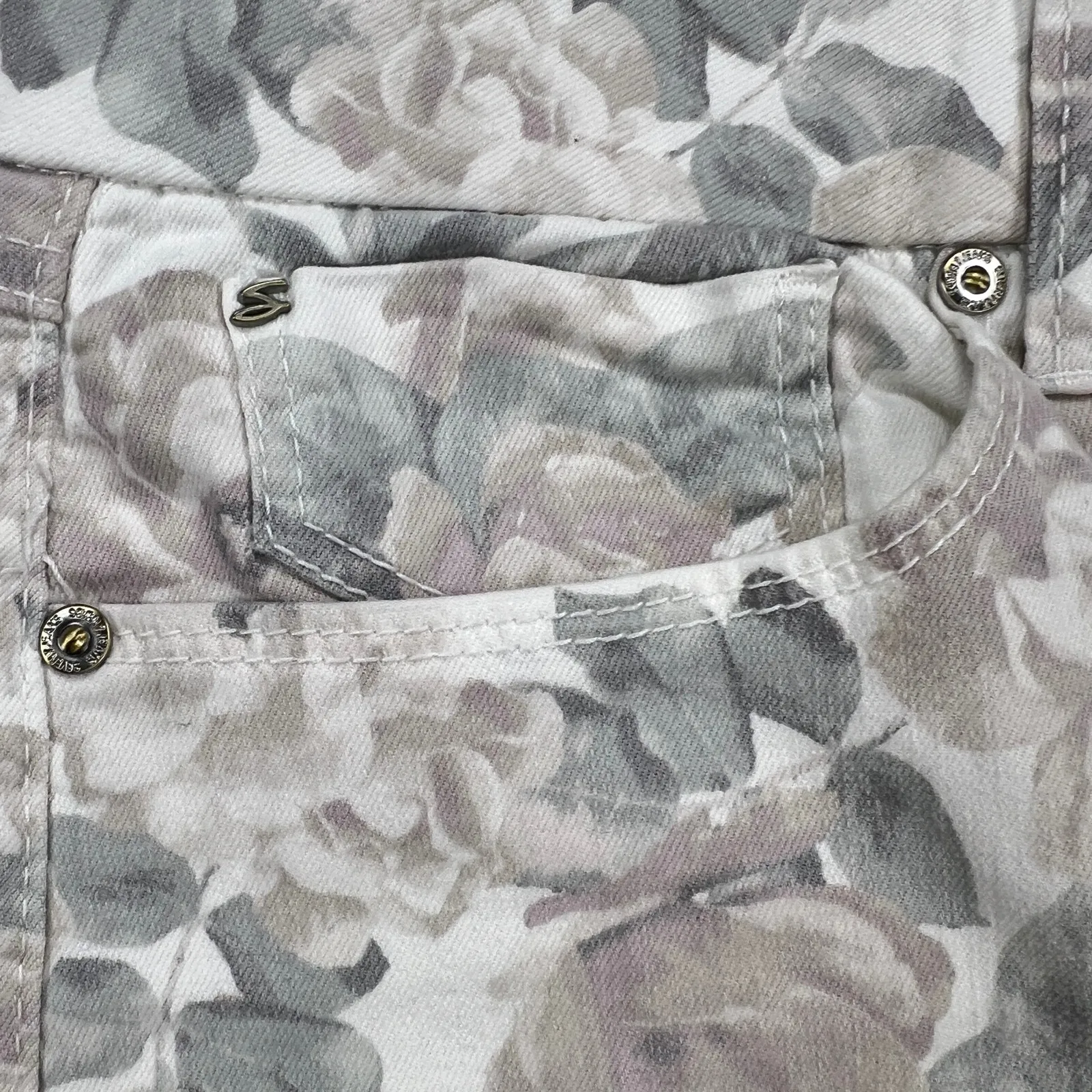 Seven7 Tummyless High Rise Skinny Pastel Floral Jeans Cream Pink Gray Size 10 - Image 13