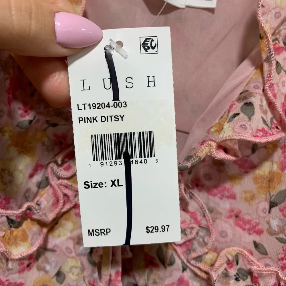 Lush Pink Ditsy Flower Top with Ties in the Front - Size XL - Image 5