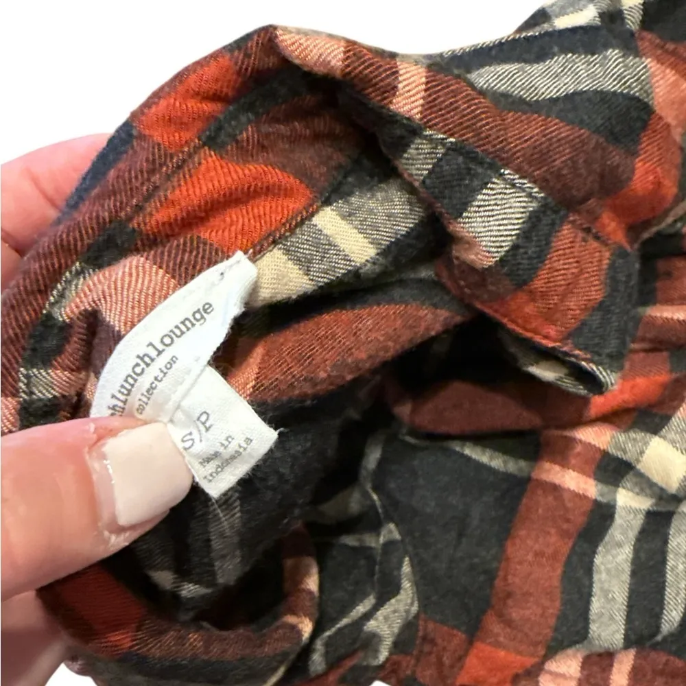 beachlunchlounge Orange & Black Plaid Button-Down Flannel Shirt - Image 5