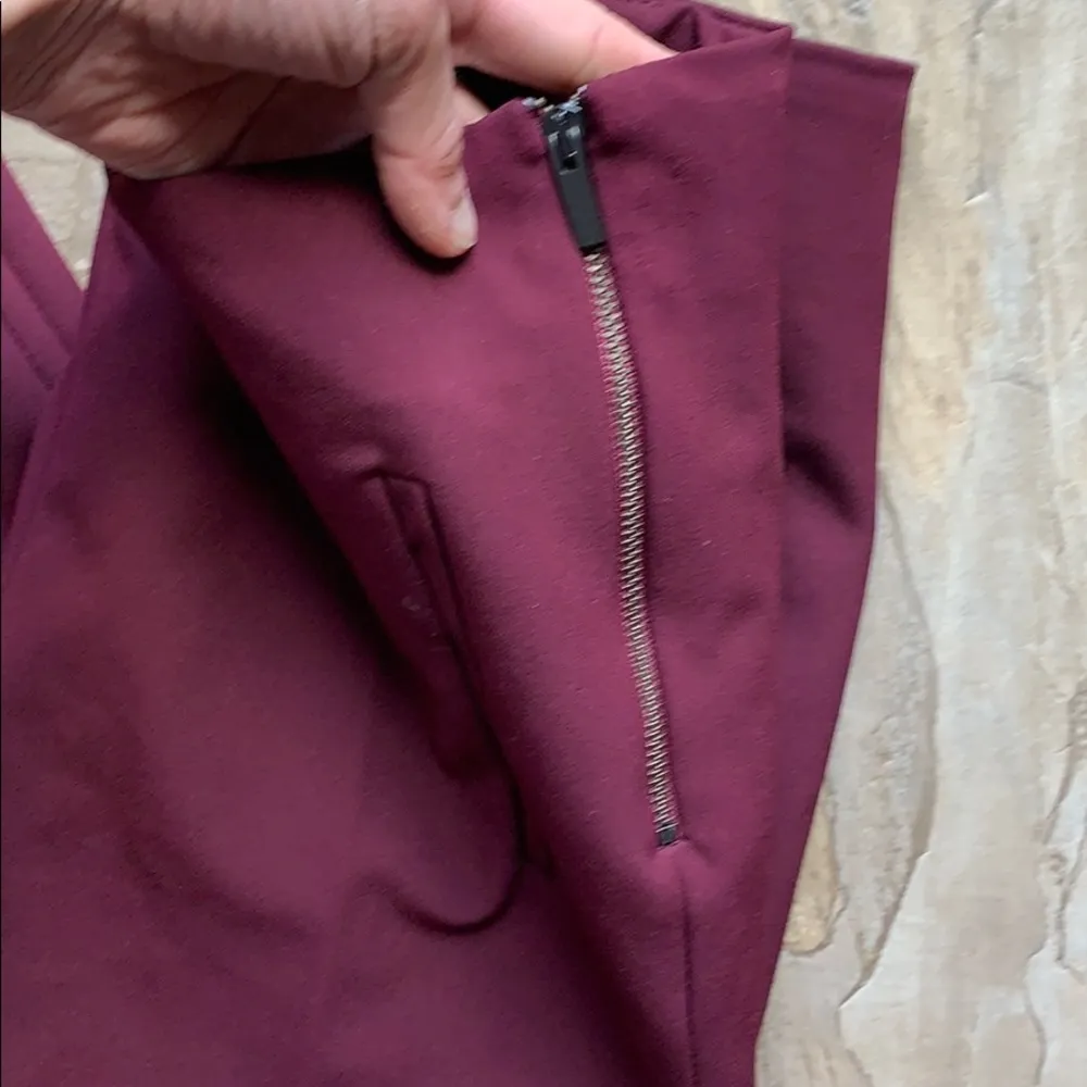 ZARA Cropped Burgundy Pants Size Small - Image 11