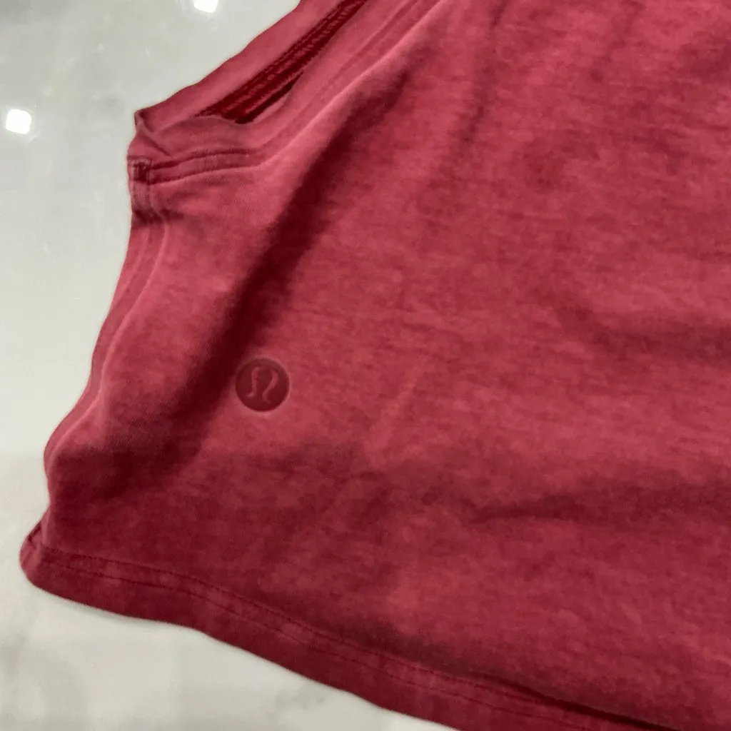 Lululemon Cropped athletic tops 🩷❤️ - Image 5