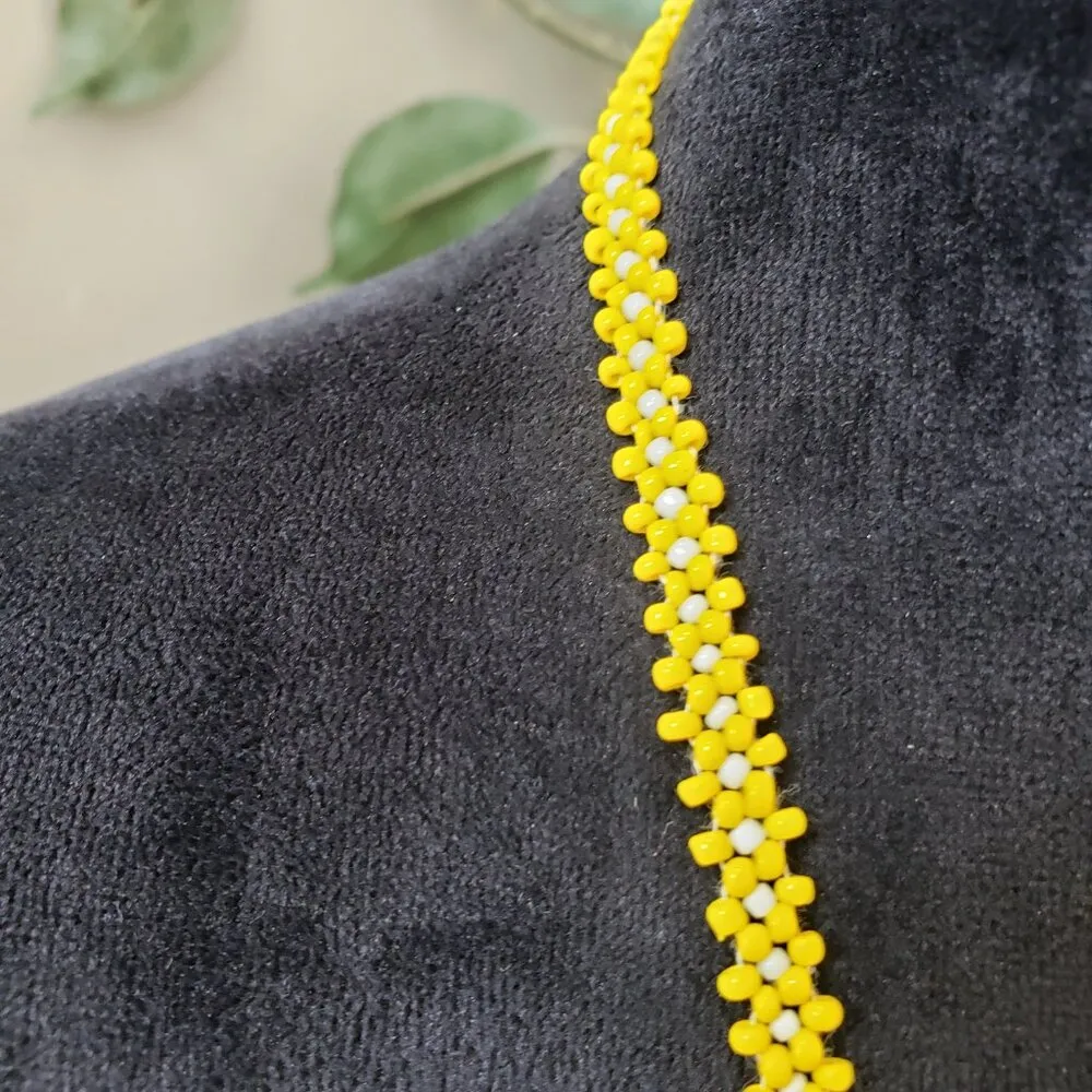 Vintage Womens Yellow Green Beaded Native American Medallion Tassel Necklace - Image 3